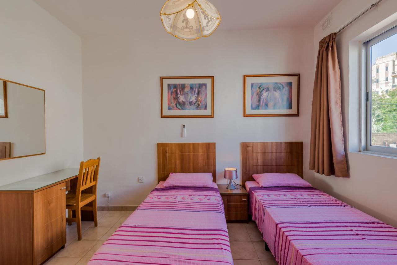 Bayview 2 Bedroom Seaview Apartment With Large Terrace With Panoramic Views - By Getawaysmalta St. Paul's Bay Exteriér fotografie