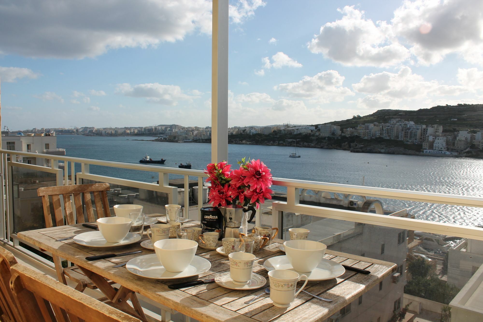 Bayview 2 Bedroom Seaview Apartment With Large Terrace With Panoramic Views - By Getawaysmalta St. Paul's Bay Exteriér fotografie